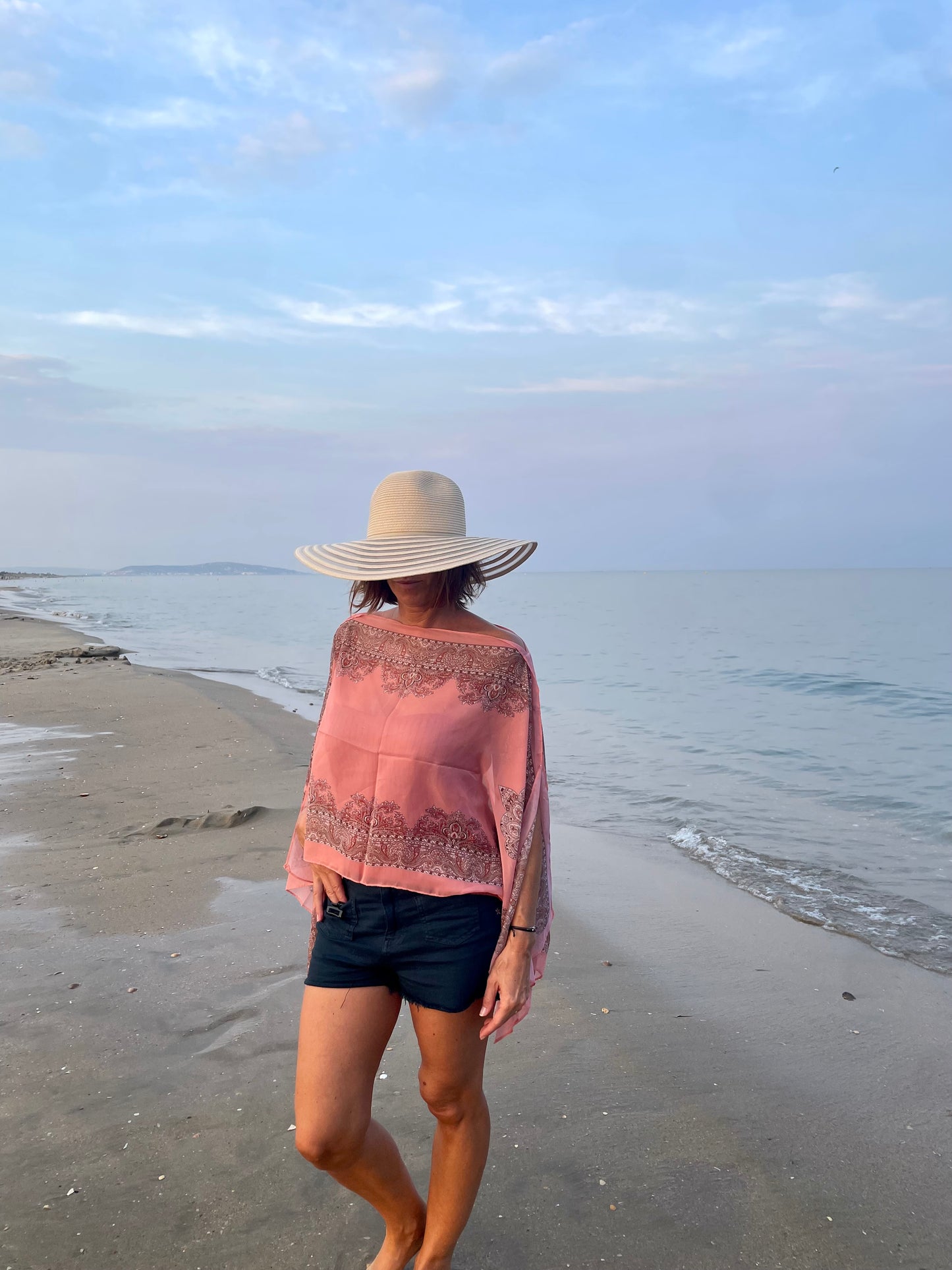 Cap de plage Rose Poudré